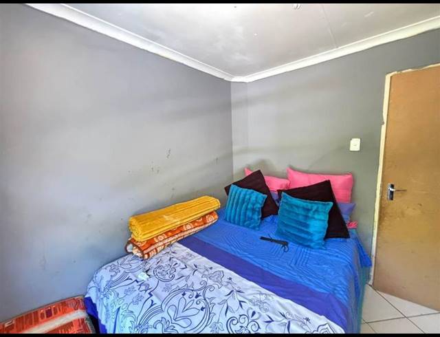 3 BEDROOM APARTMENT FOR SALE IN WOODHAVEN